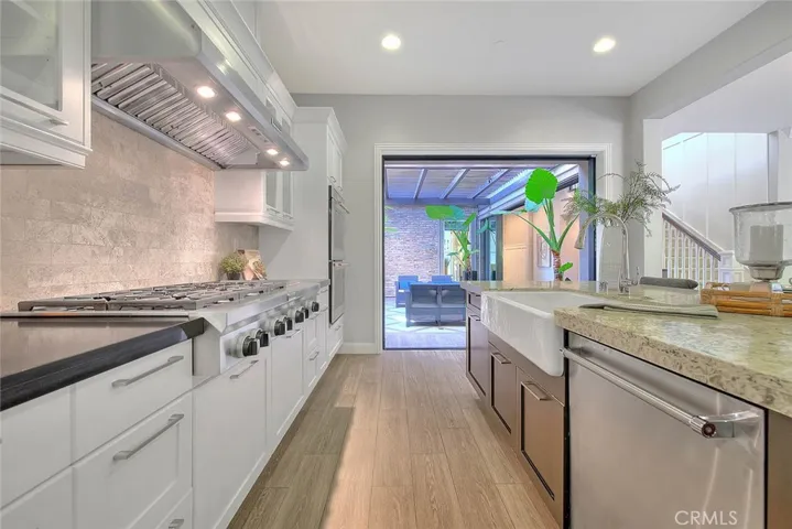 42 Swift, Lake Forest, California 92630