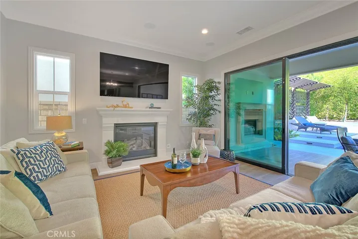 42 Swift, Lake Forest, California 92630