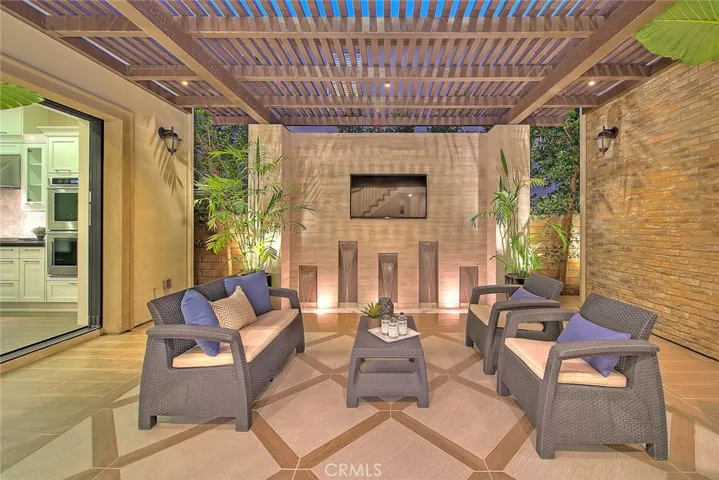 42 Swift, Lake Forest, California 92630