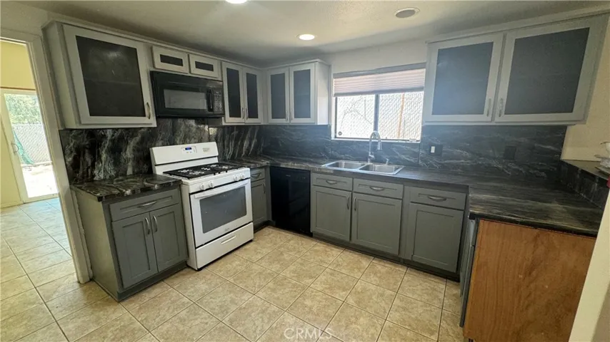 13525 Hermano Way, Desert Hot Springs, California 92240