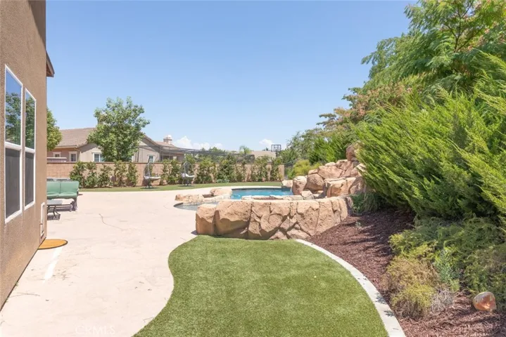 25730 Woods Court, Corona, California 92883