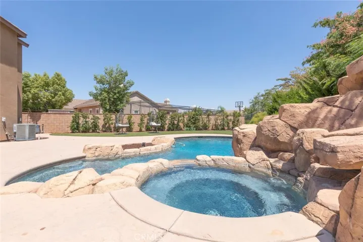 25730 Woods Court, Corona, California 92883