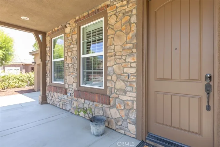 25730 Woods Court, Corona, California 92883