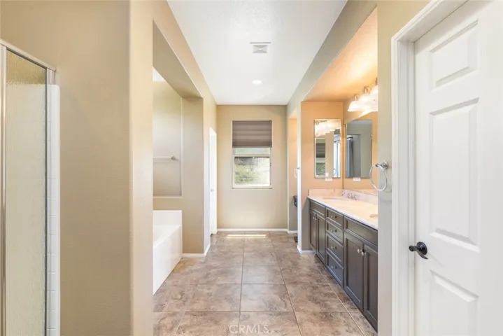 25730 Woods Court, Corona, California 92883