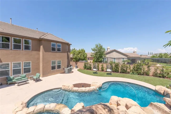 25730 Woods Court, Corona, California 92883