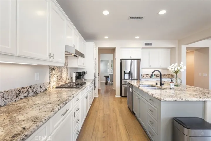 25730 Woods Court, Corona, California 92883