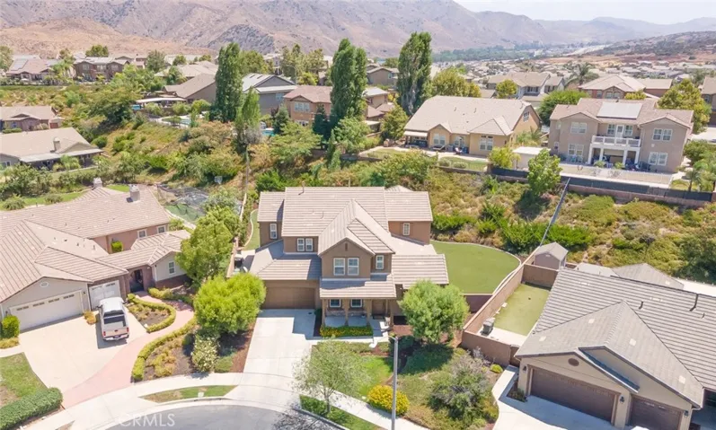 25730 Woods Court, Corona, California 92883