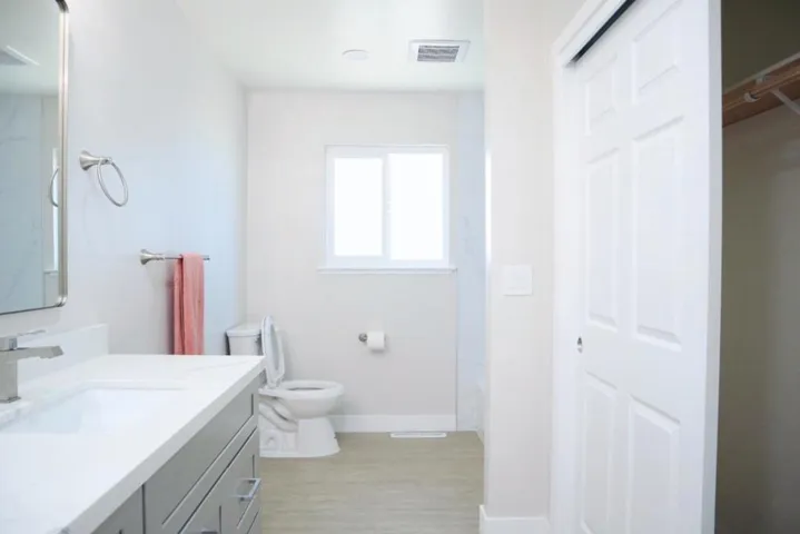 1859 Starview Drive, San Leandro, California 94577