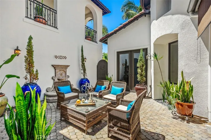 Front Courtyard off Formal Dining