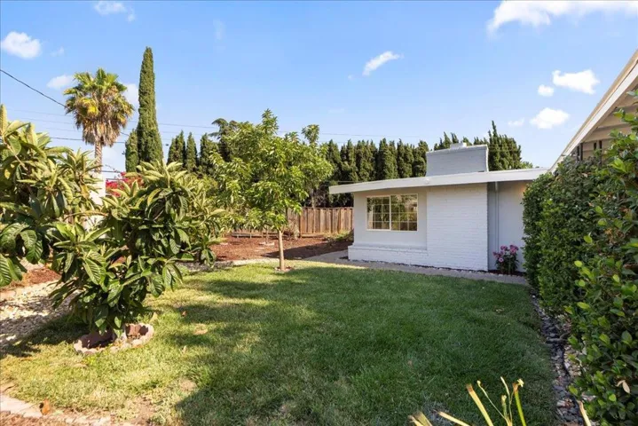 1596 Berksford Way, San Jose, California 95127
