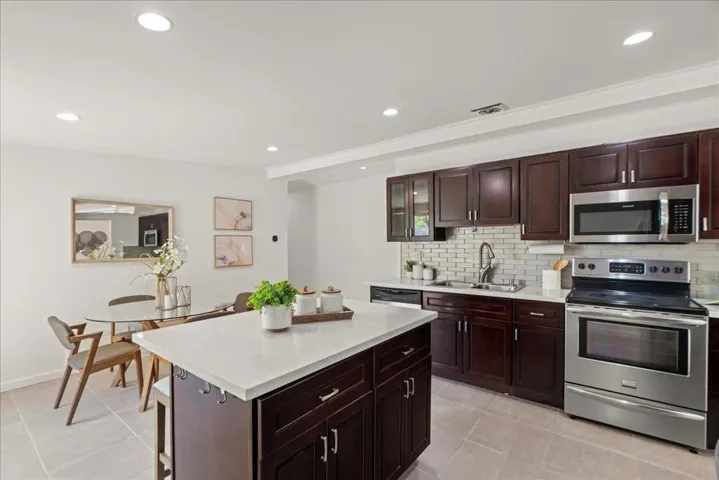 1596 Berksford Way, San Jose, California 95127