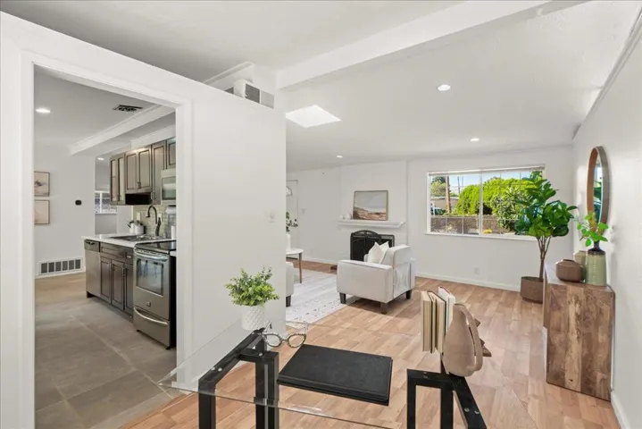 1596 Berksford Way, San Jose, California 95127