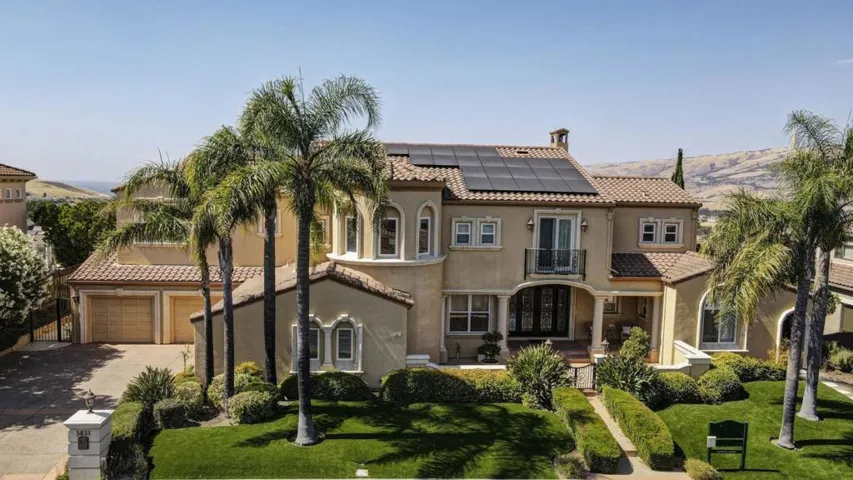 5681 La Seyne Place, San Jose, California 95138
