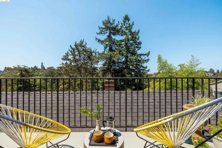 Deck off of primary