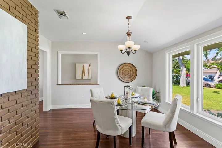 Large windows bring lots of natural light to the dining room...