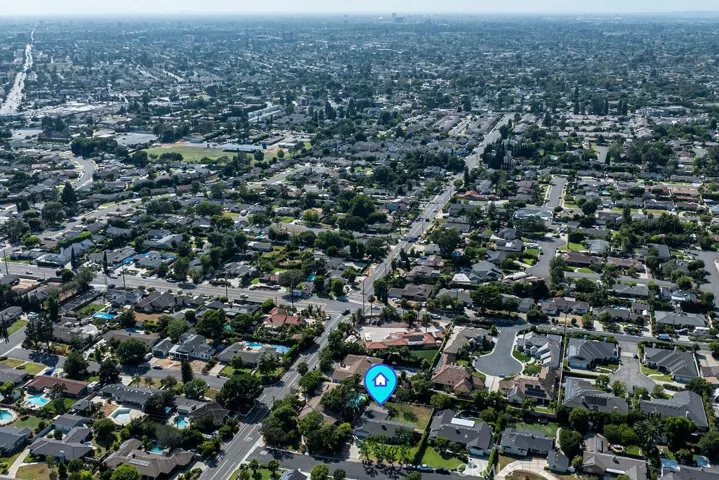 12441 Country Lane, North Tustin, California 92705