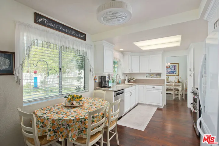 39208 Beacon Lane, Palmdale, California 93551