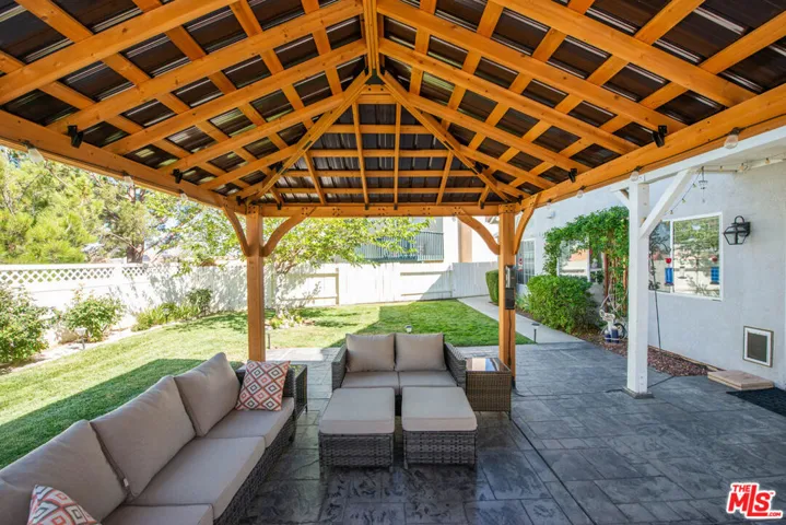 39208 Beacon Lane, Palmdale, California 93551