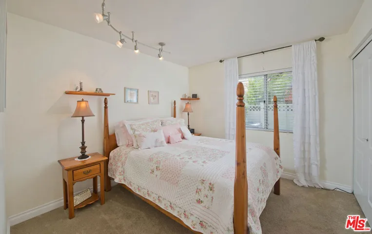 39208 Beacon Lane, Palmdale, California 93551