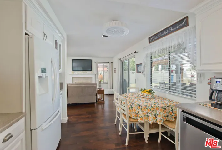 39208 Beacon Lane, Palmdale, California 93551