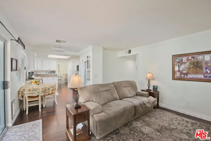 39208 Beacon Lane, Palmdale, California 93551
