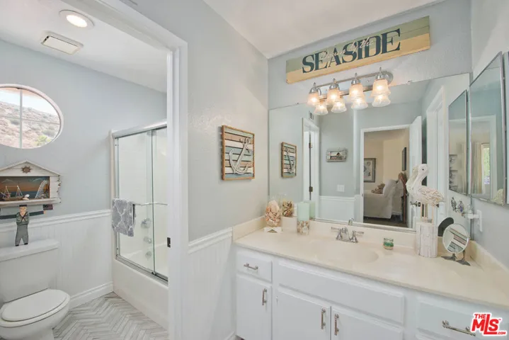 39208 Beacon Lane, Palmdale, California 93551