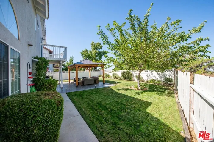 39208 Beacon Lane, Palmdale, California 93551