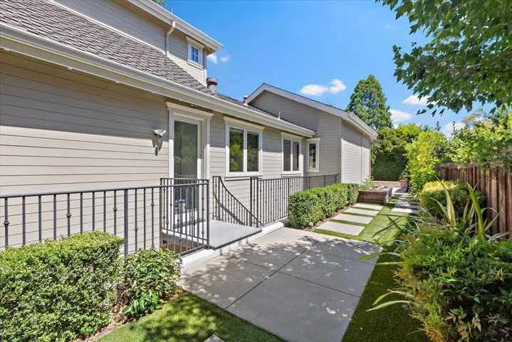 360 Claire Place, Menlo Park, California 94025