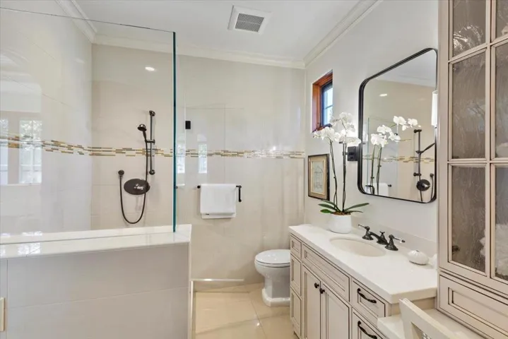 360 Claire Place, Menlo Park, California 94025