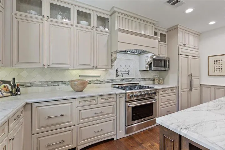 360 Claire Place, Menlo Park, California 94025