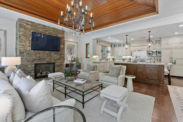 360 Claire Place, Menlo Park, California 94025