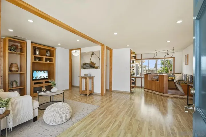 4215 Emet Ct, San Diego, California 92117