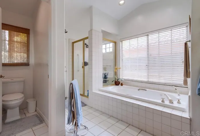 2011 Green Canyon Road, Fallbrook, California 92028