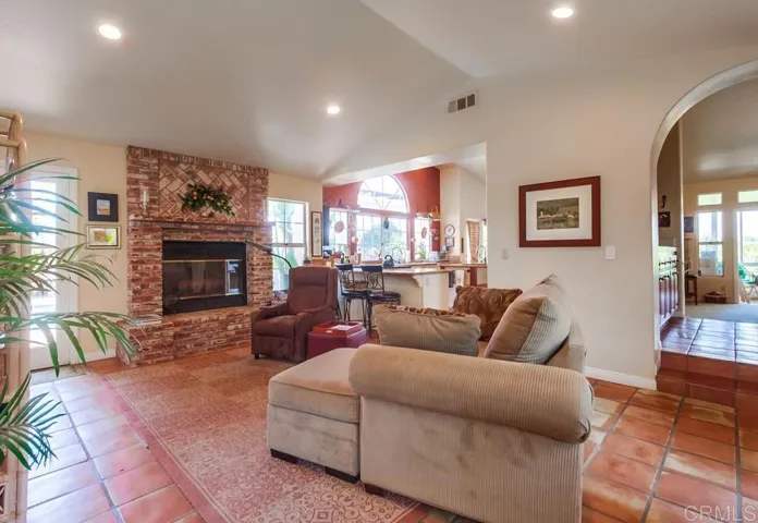 2011 Green Canyon Road, Fallbrook, California 92028