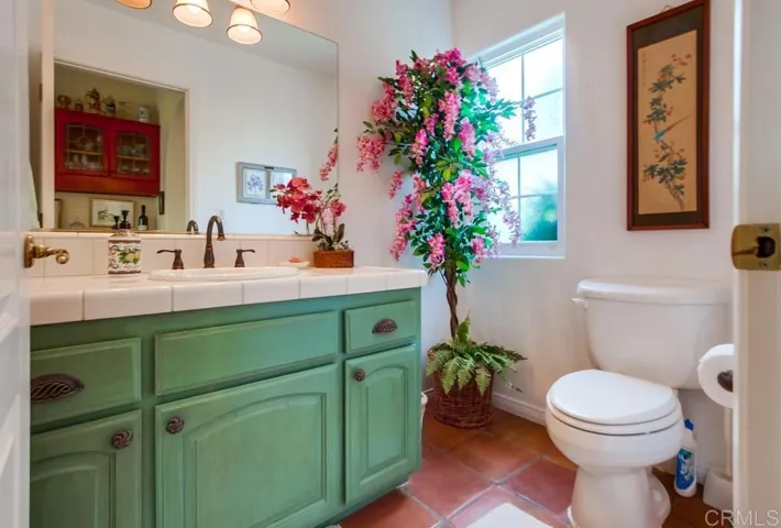 2011 Green Canyon Road, Fallbrook, California 92028