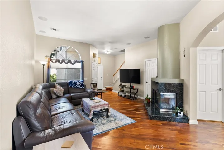 26256 Glendon Lane, Laguna Hills, California 92653