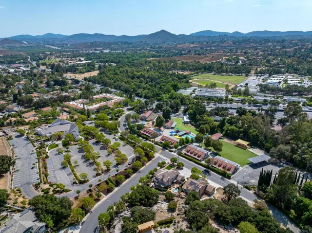 2958 Canyon Road, Escondido, California 92025