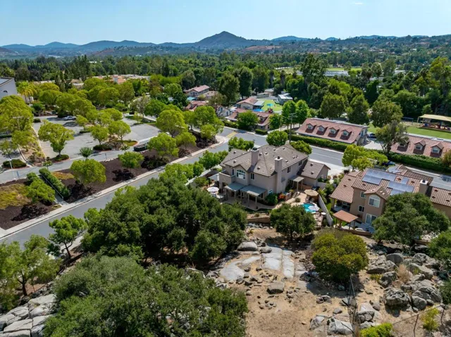 2958 Canyon Road, Escondido, California 92025