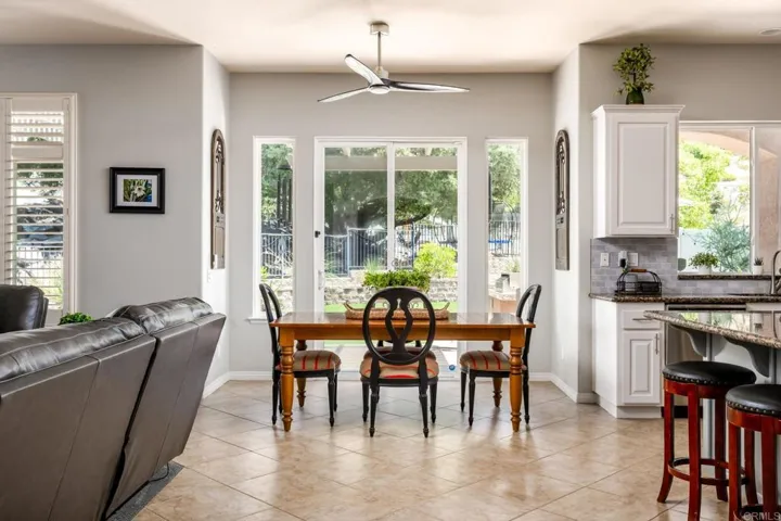 2958 Canyon Road, Escondido, California 92025