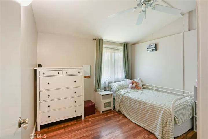 3490 E La Jara Street, Long Beach, California 90805