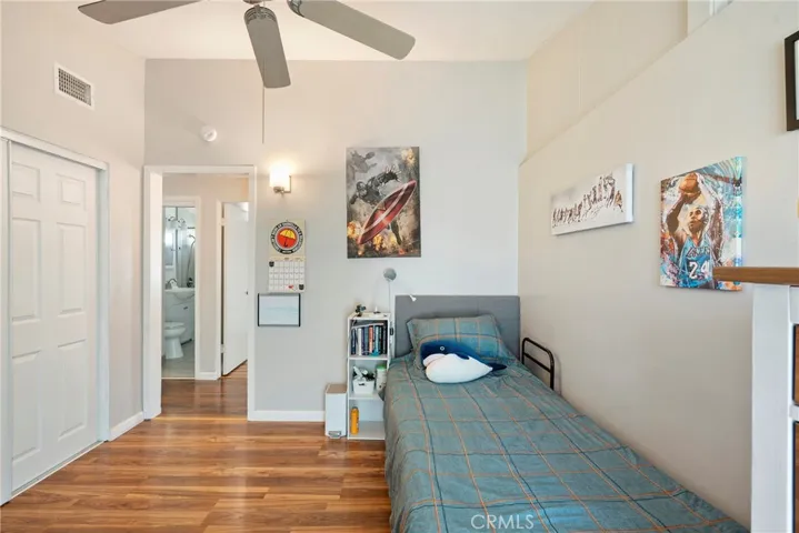 3490 E La Jara Street, Long Beach, California 90805