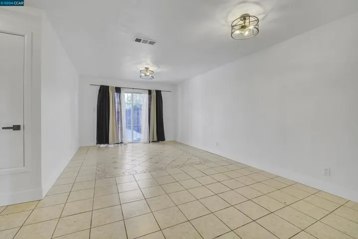 2101 Banyan Way, Antioch, California 94509