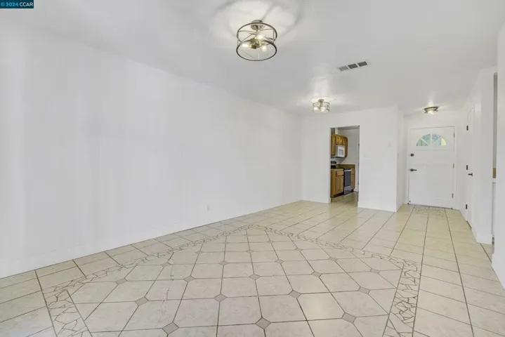 2101 Banyan Way, Antioch, California 94509
