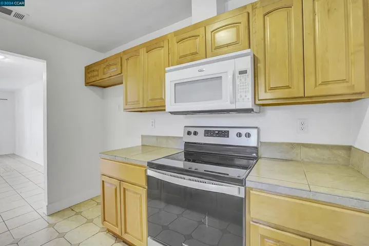 2101 Banyan Way, Antioch, California 94509