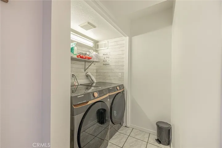 5744 E Avenue R11, Palmdale, California 93552