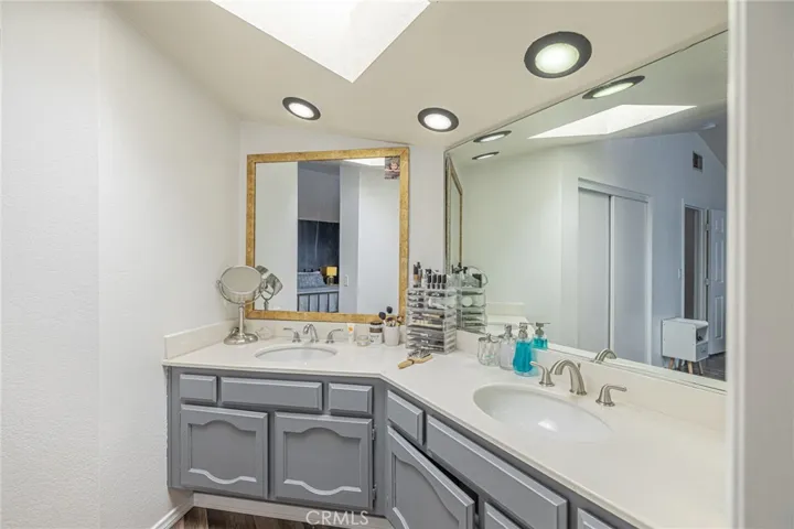 5744 E Avenue R11, Palmdale, California 93552