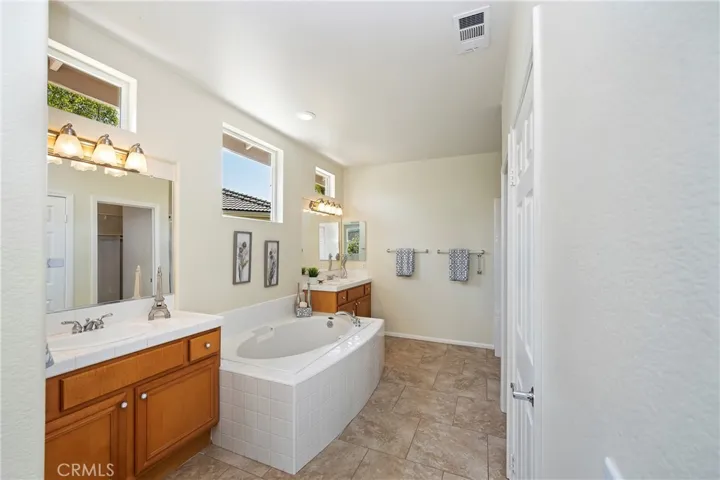 28783 Fall Creek Court, Menifee, California 92584