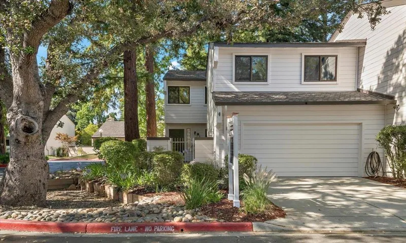 111 Strathmore Place, Los Gatos, California 95032