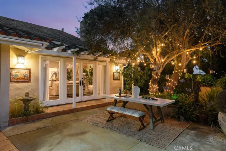 6890 Vallon Drive, Rancho Palos Verdes, California 90275