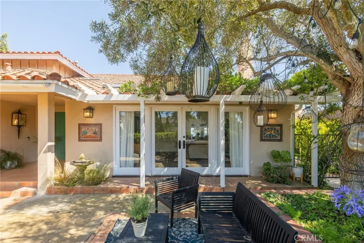 6890 Vallon Drive, Rancho Palos Verdes, California 90275